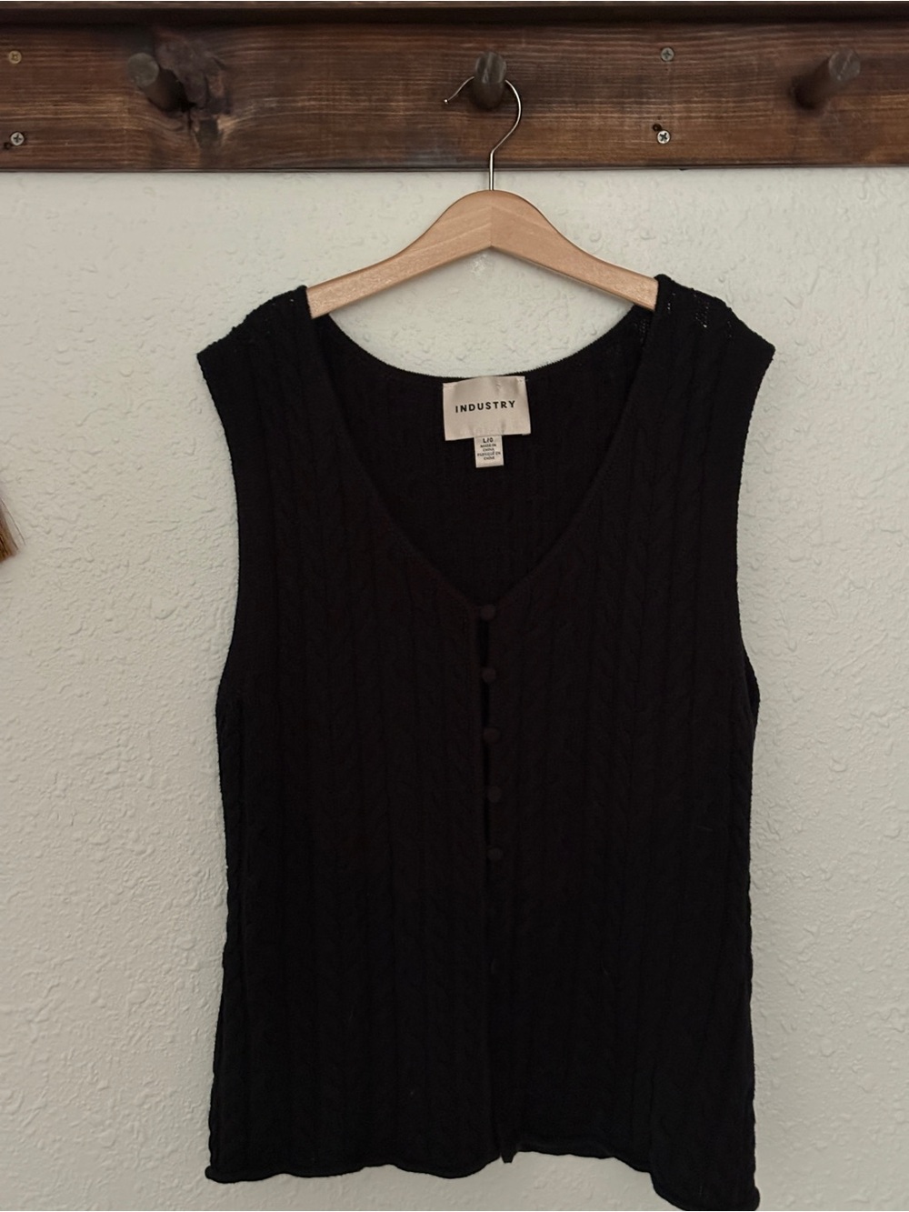 Industry Republic Clothing, Womens black Cable-Knit Button Down - Large